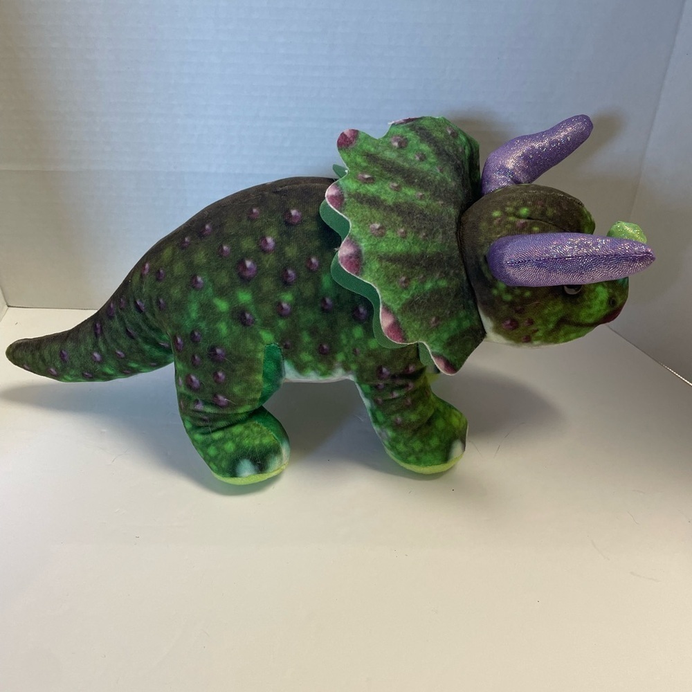 Toy Factory Dinosaur Triceratops NWT